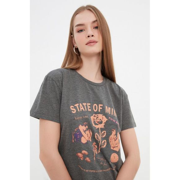 NWT Trendyol Women Semi-fit Crew neck Knit T-Shirt - Picture 3 of 8